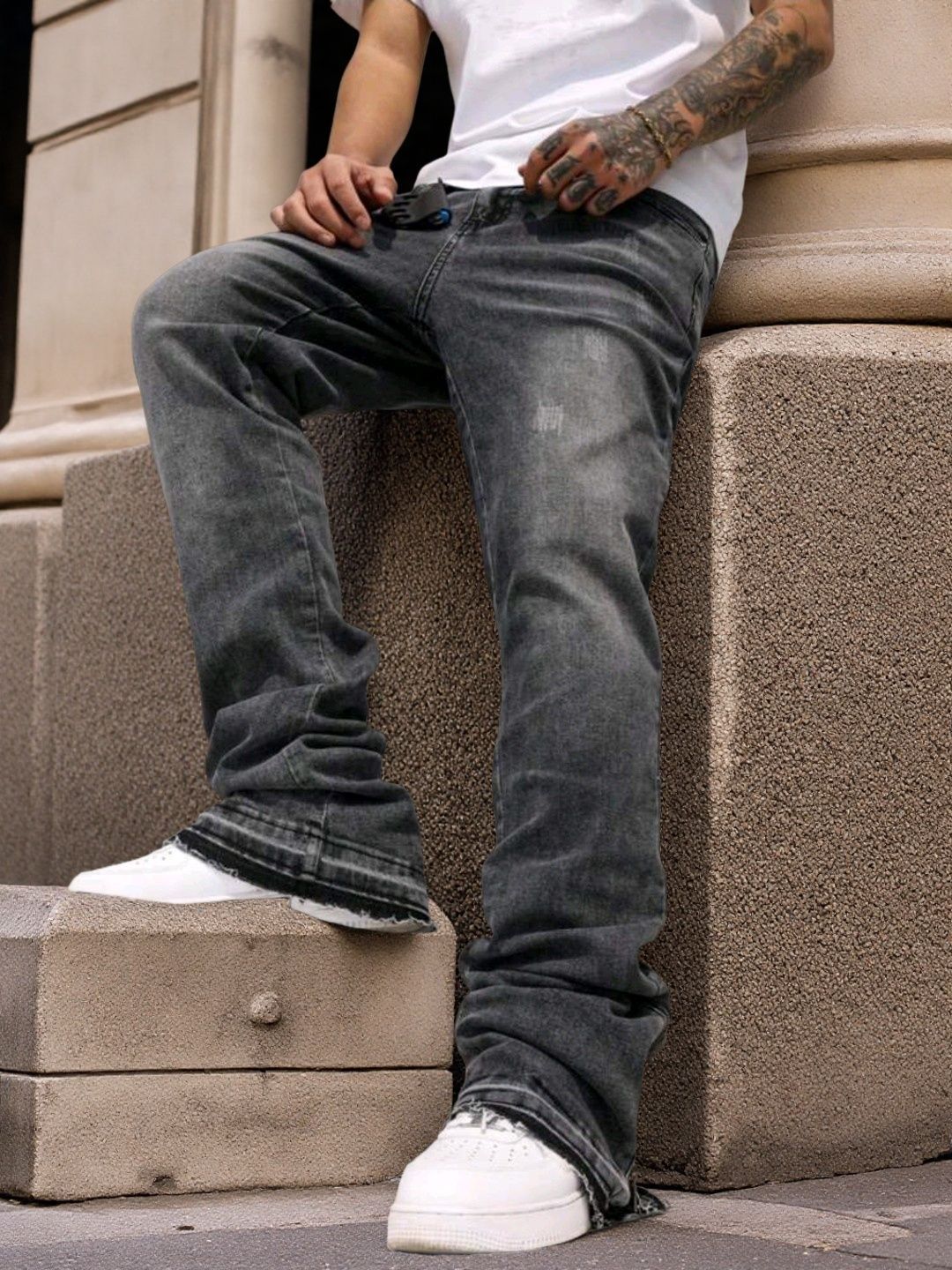 Mens Slightly Flared Relaxed-fit Stretchy Straight-leg Jeans - Image 7