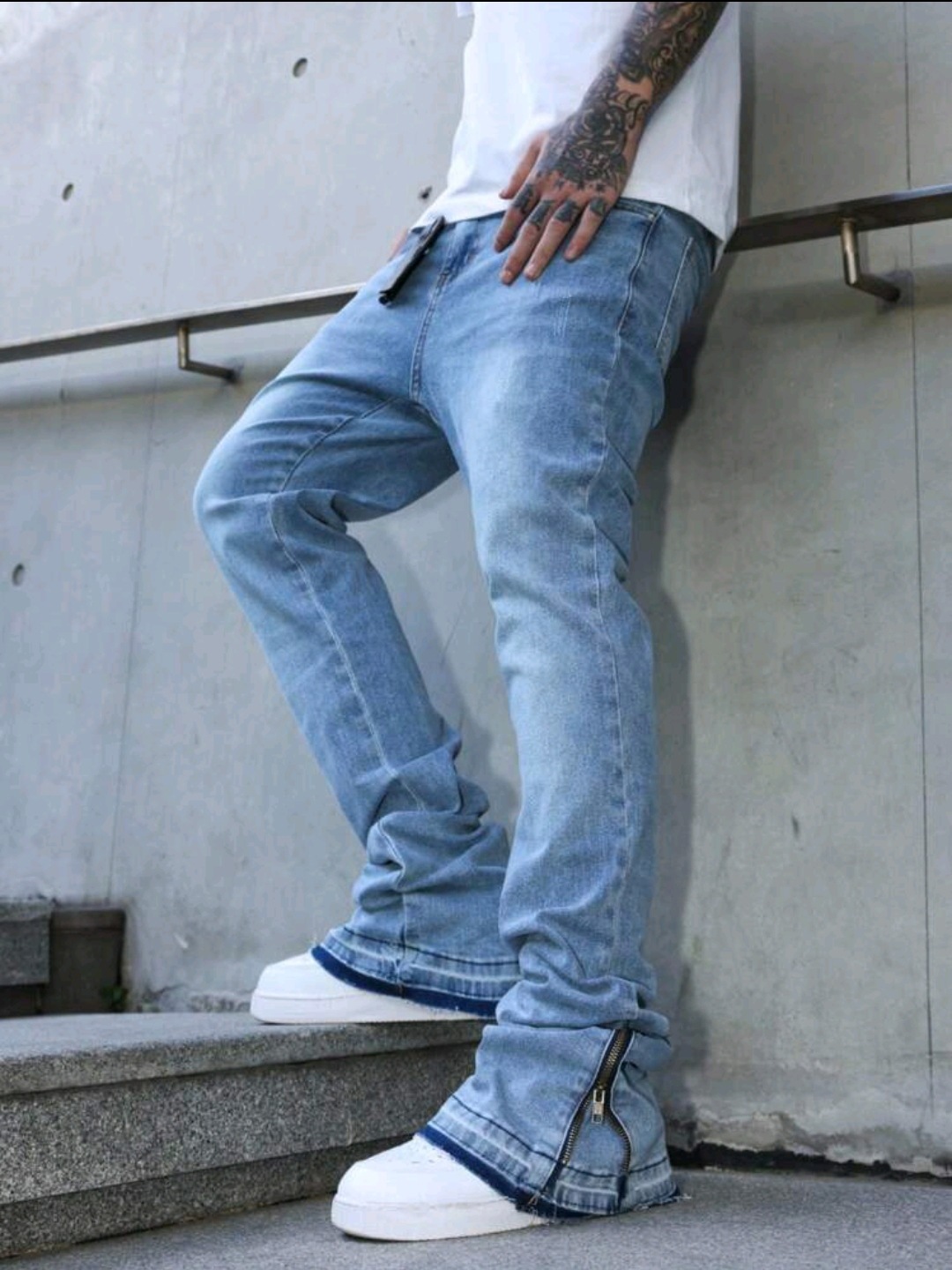 Mens Slightly Flared Relaxed-fit Stretchy Straight-leg Jeans - Image 6